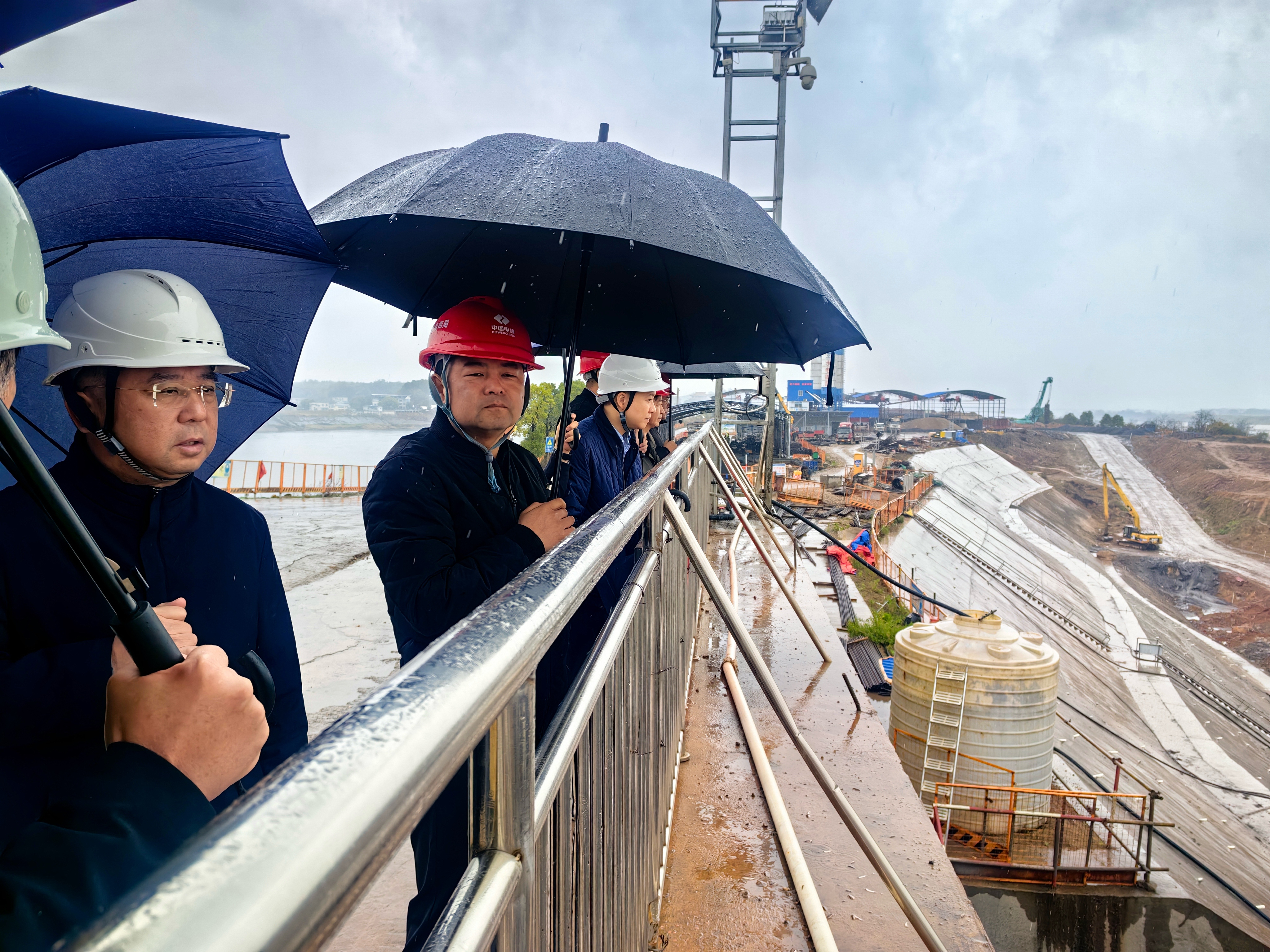 劉志剛赴分公司及擴機項目督導防汛備汛與安全生產工作